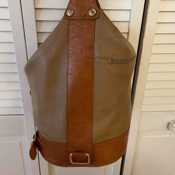 EUC ValentinA Italian Leather Bucket Bag - Picture 5 of 12